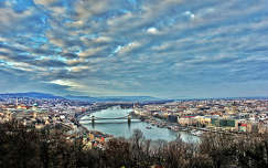 Őszi látkép a Gellért-hegyről (Gellért-hegy, Budapest, Duna, folyó, ősz, HDR)
